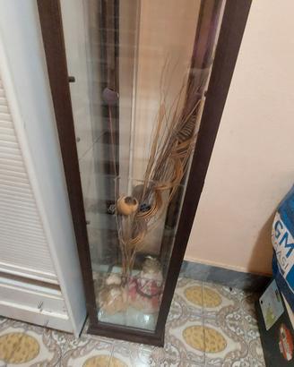 vetrinetta in legno da esposizione