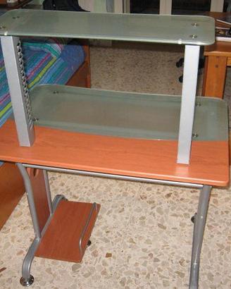 tavolo / scrivania per PC