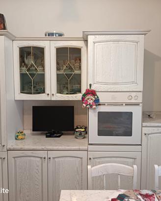 Cucina componibile Veneta Cucine in legno 