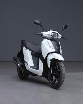 PEUGEOT Tweet 125