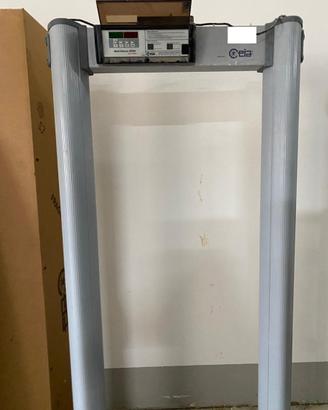 Ceia 02PN8 HI-PE NEW. Metal detector a portale