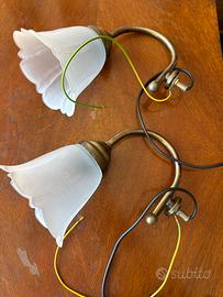 Coppia di lampade da paret in ottone vetro a fiore