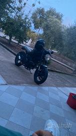 Ducati Monster 400 - 2005