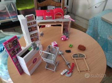 pizzeria e supermercato barbie 
