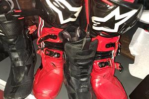 ALPINESTARS TECH 10 NUM43