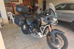 Honda Africa Twin Advent Sports Travel Edition DCT