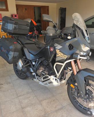 Honda Africa Twin Advent Sports Travel Edition DCT