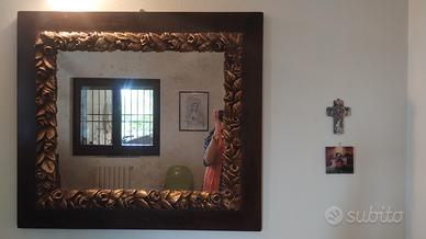 Specchio in legno e foglia d' oro 