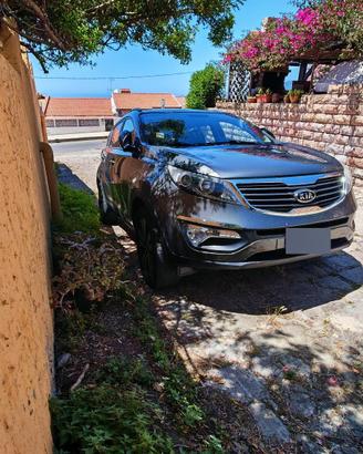 Kia sportage 1,7 crdi full optional. 