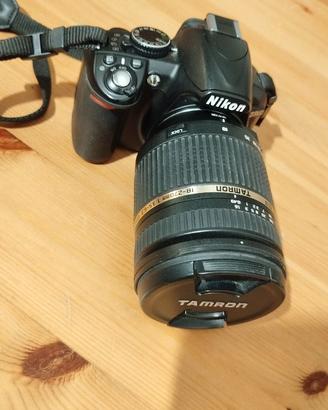 Nikon D3100 + tele obiettivo Tamron 18-270