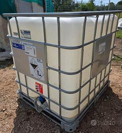 cisterna 1000 litri base in metallo 