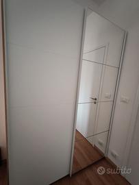 Armadio doppia anta scorrevole con specchio 