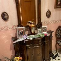 Mobile ingresso più specchio in legno marrone