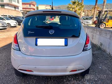 Lancia Ypsilon 0.9 TwinAir 85 CV 5 porte Metano Ec