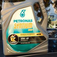 Olio motore Selenia/Petronas