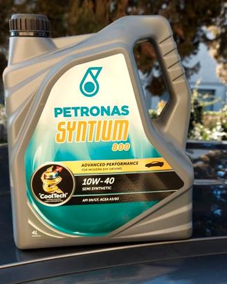 Olio motore Selenia/Petronas