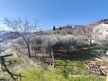 TER. RESIDENZIALE A FOLIGNO
