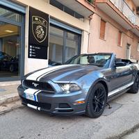 Ford Mustang 3.7 cc 305 cv cabrio