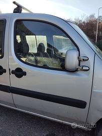 Porta anteriore dx nuda FIAT DOBLO del 2008