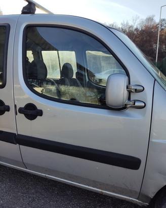 Porta anteriore dx nuda FIAT DOBLO del 2008