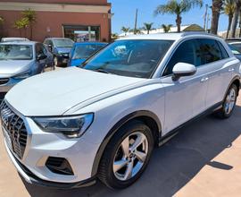Audi Q3 35 TDI S tronic Business Advanced