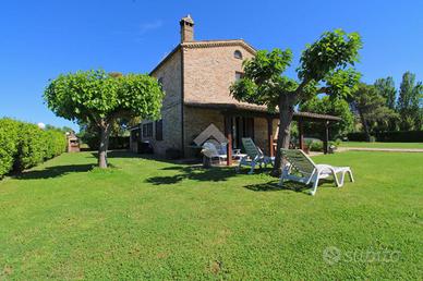VILLA SINGOLA A RECANATI