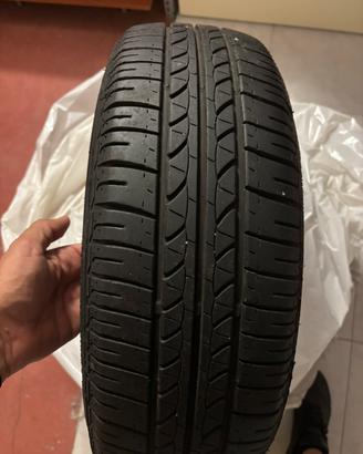 SET PNEUMATICI BRIDGESTONE  175/65 R15