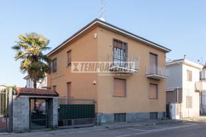 2 LOCALI LIBERO SUBITO SENZA SPESE CONDOMINIALI!