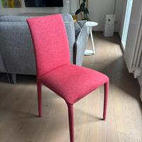 Sedie rivestite in tessuto