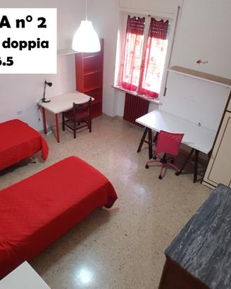 Una camera doppia x studenti terminal bus