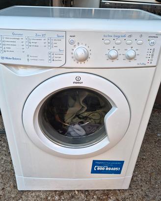 Lavatrice Indesit classe A 5 kg SLIM 42 cm