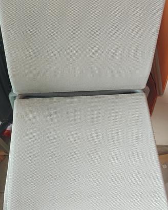 4 sedie grigie moderne 25 € cadauna o 4 a 99€