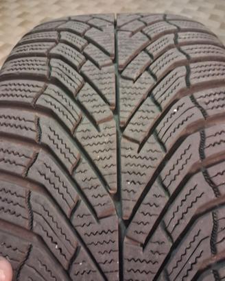 pneumatici KUMHO invernali 225/55 R16 99V + cerchi