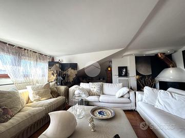 4 LOCALI A MONTEROTONDO