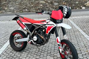 Moto fantic 125 4t