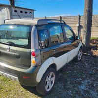 Fiat Panda Cross 4x4-1.3 MTJ x NEOPATENTATI