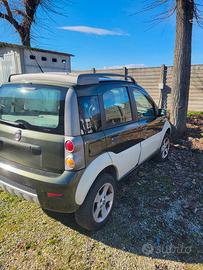 Fiat Panda Cross 4x4-1.3 MTJ x NEOPATENTATI