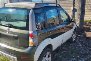 Fiat Panda Cross 4x4-1.3 MTJ x NEOPATENTATI
