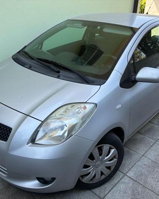 Toyota Yaris 1.3 3p. OK NEO PATENTATI