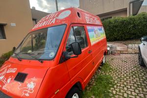 Renault Furgone gelati