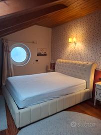 letto matrimoniale, contenitore  similpelle usato