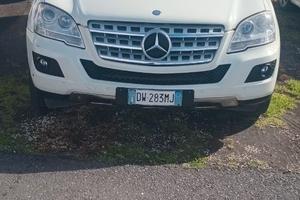 MERCEDES ML
