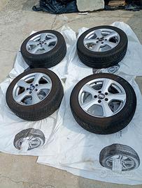 Cerchi lega da 16" + gomme 4 stagioni