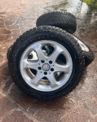 Gomme michelin 4 stagioni mercedes Vito 205/65R16