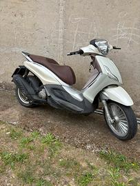 Piaggio Beverly 125