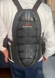 scudo schiena per moto