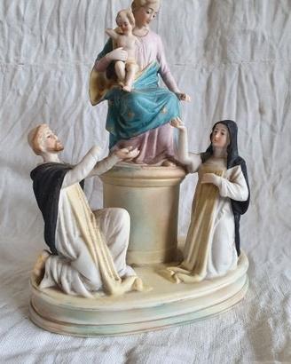 Antica statua ceramica