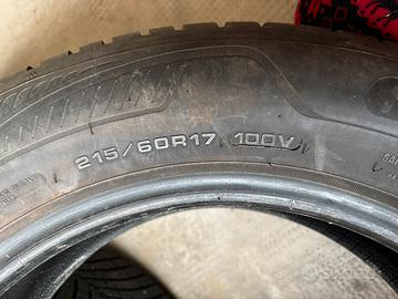 Gomme M+S  215/60 R17  100 V