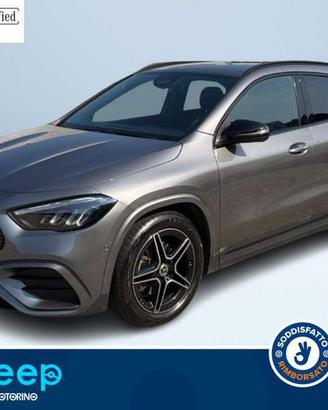 Mercedes-Benz GLA 180 AMG LINE PREMIUM AUTO