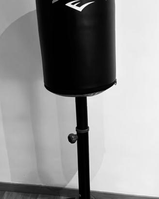 SACCO DA BOXE EVERLAST CON BASE – COME NUOVO